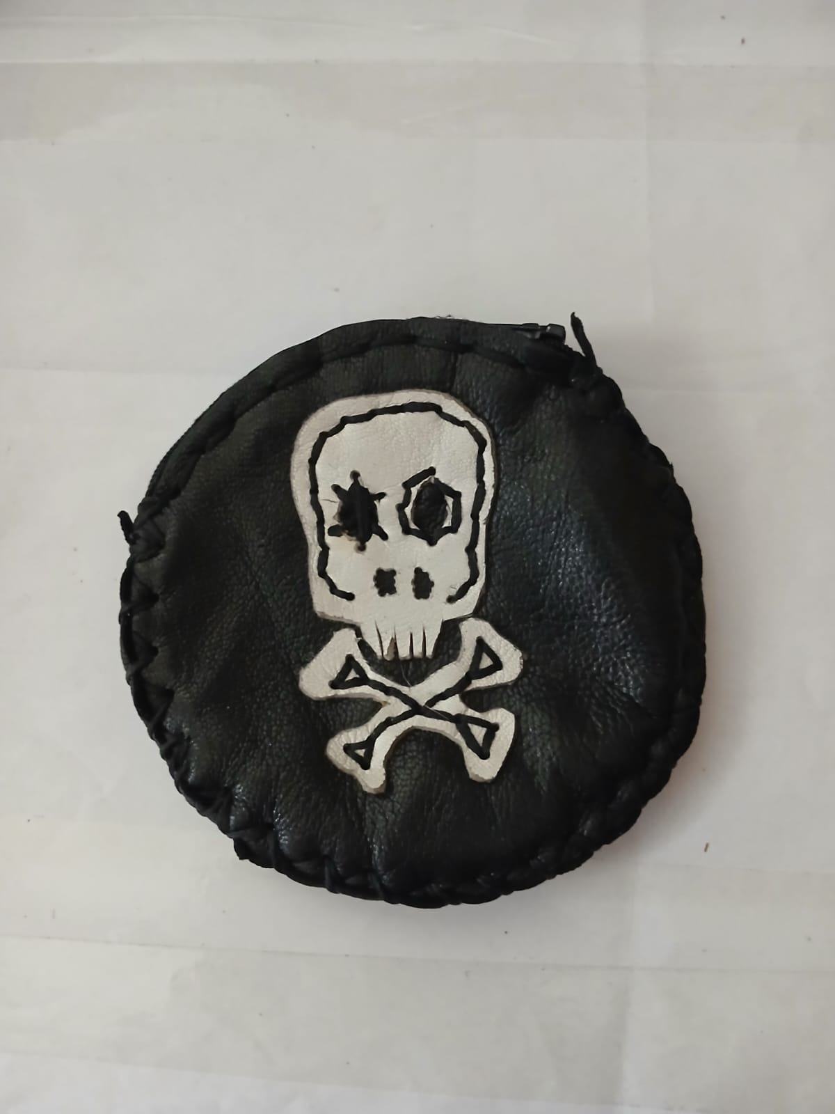 Monedero redondo calavera
