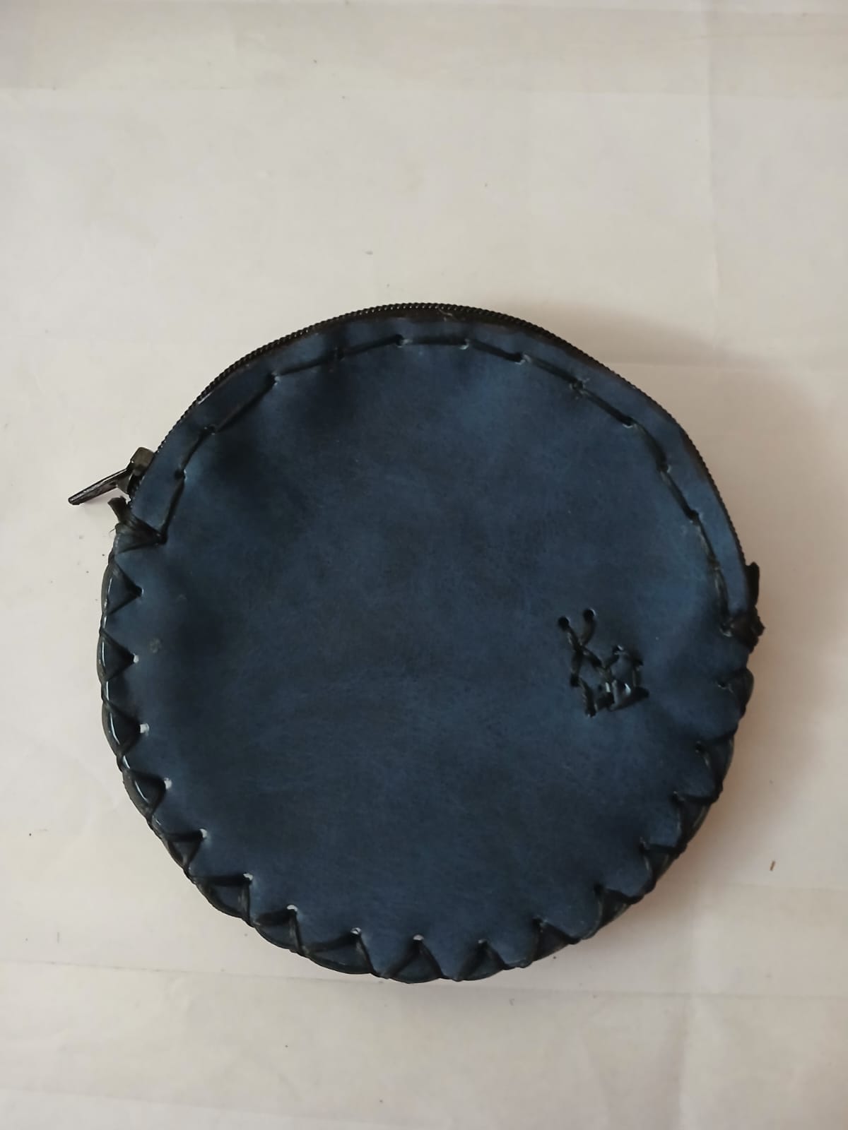 Monderero redondo azul oscuro